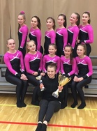 TeamGym Cupin 4.luokassa voittanut Safine yhdessä valmentaja Leena Risikon kanssa Joensuusssa 6.5.2017.